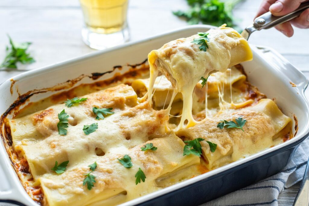 Chicken Manicotti Alfredo – A Creamy and Hearty Pasta Dish Perfect for Any Occasion