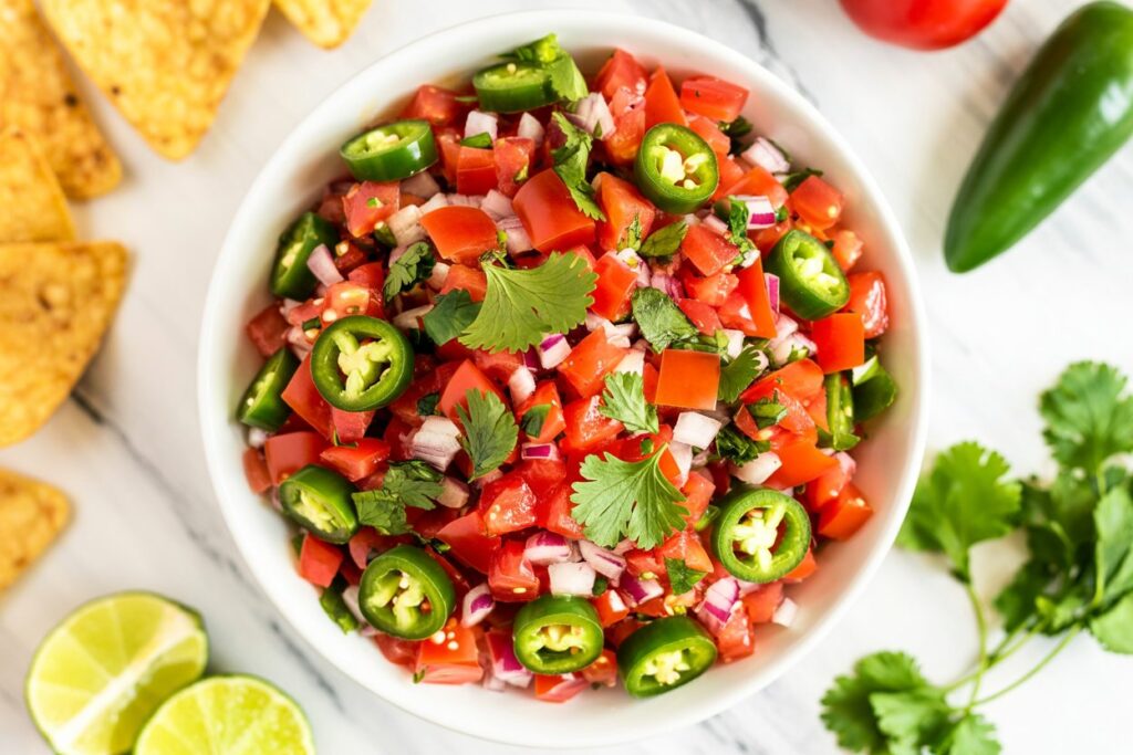 Fresh & Easy Pico de Gallo Recipe – Zesty, Homemade & Packed with Flavor!