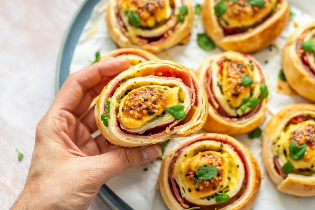 Easy Crescent Roll Ham and Cheese Pinwheels – Perfect Party Snack!